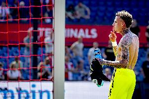 打进加盟那不勒斯处子球，诺阿·朗：大家对我寄予厚望，必须努力