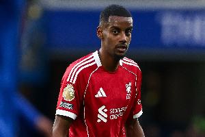 倒霉！队史标王伊萨克前4场联赛首发全败，是利物浦119年来首人