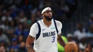 基德谈浓眉：情况正在持续好转 我们预计他本周会参加球队训练