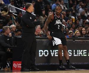 船记：我曾见证这支球队的兴衰 相信我们最终会重整旗鼓&再度启航