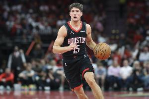 客场挑战勇士！火箭首发：和上一场一样 谢泼德继续顶替杜兰特