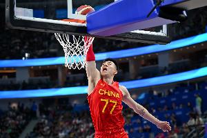 媒体人：大家集体给张镇麟道歉吧 好久没看到这样的金金了