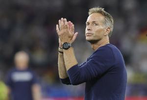 尤尔曼：赛程密集我们需要所有球员，战多特希望再次拿出精彩表现