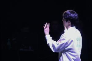 粉丝热议Elk离队：恭喜耶耶脱离苦海 exo的e原来 真的不发音