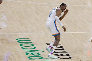 杰伦威：找节奏是一个适应过程 总决赛抢七已经是近6个月前了