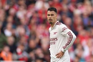 马丁内利：对埃斯特旺的惊艳表现不意外，希望明天他不要状态爆棚