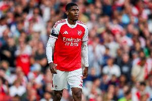 比赛激烈！阿森纳开场30分钟莫斯克拉等3人染黄，创本队纪录