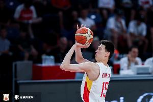 高四赛季常规赛首秀！郇斯楠26分钟12中9&4罚2中砍20分10板1助1帽