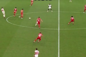 你敢想象昔日国安队中的“大金子”暴力奔袭为凯恩送助攻吗？