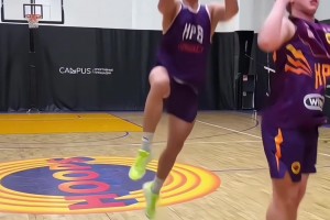 不懂就问，这球算几分？