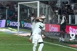 内马尔还想证明自己！带伤出战贡献一球一助，真的很不错了！