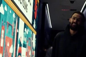 吹杨入京为官上任华府！特雷杨晒视频并配上欢乐华语BGM